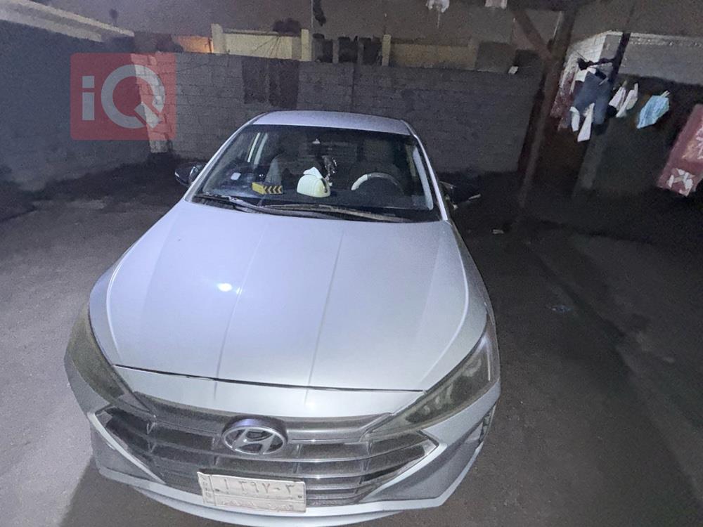 هیوندای ئەلەنترا